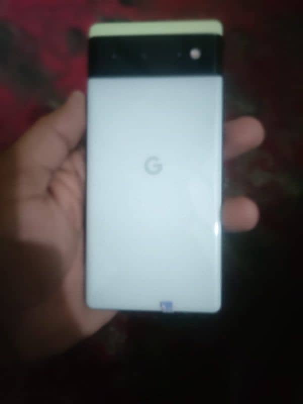 Google Pixel 6 4