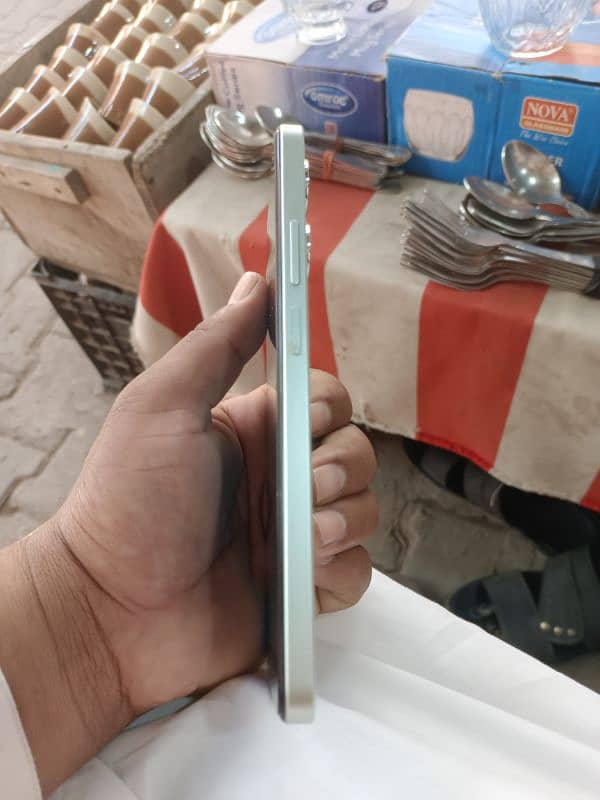 realmi not 60 for sell 3+2 64 new full warnty 1