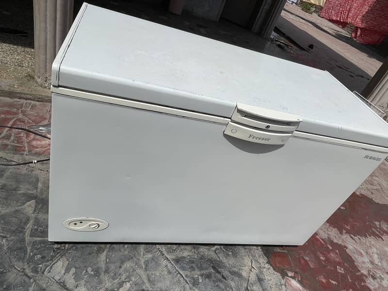 Waves company freezer available 2 year used 3
