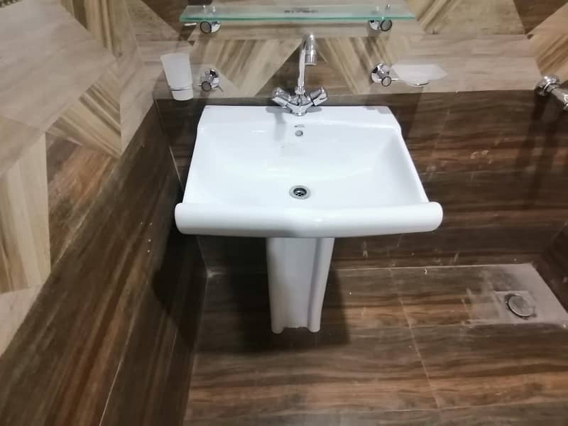 House For sale In Al Rehman Garden Phase 2 Lahore 3