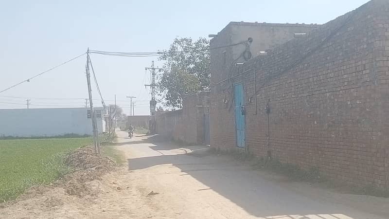 5 Marla Plot sale near new defence road and ring road Lahore 5
