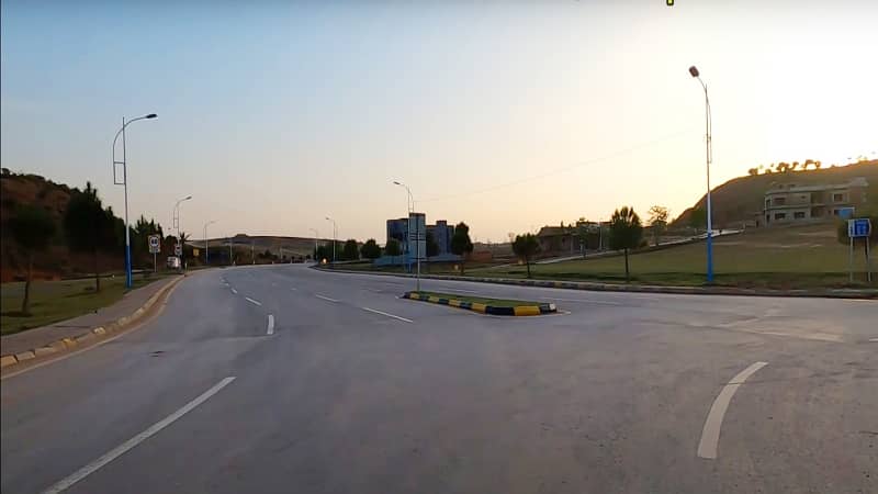 8 Marla Commercial Plot Available On Avenue 6, DHA Phase 3 7