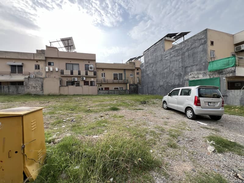 7 Marla Prime Location Plot For Sale In Abu Bakar Block Phase 8 Bahria Town 1