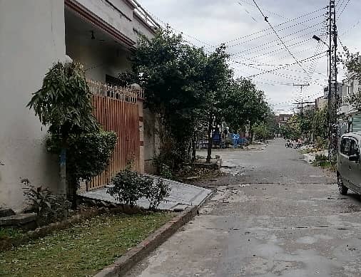 10 Marla House For Sale In Rs. 40000000 Only 6