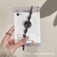 hand watch. delivery charges. 139-RS