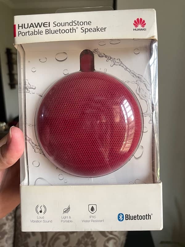 HUAWEI soundstone portable Bluetooth speaker 0