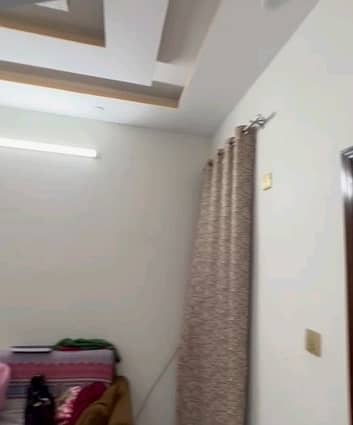 Prime Location 120 Square Yards Upper Portion For sale In Rs. 12000000 Only 5