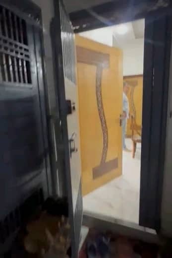 Prime Location 120 Square Yards Upper Portion For sale In Rs. 12000000 Only 7