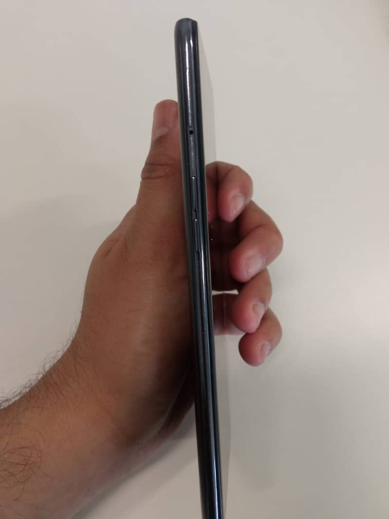 OPPO F17 Pro 1
