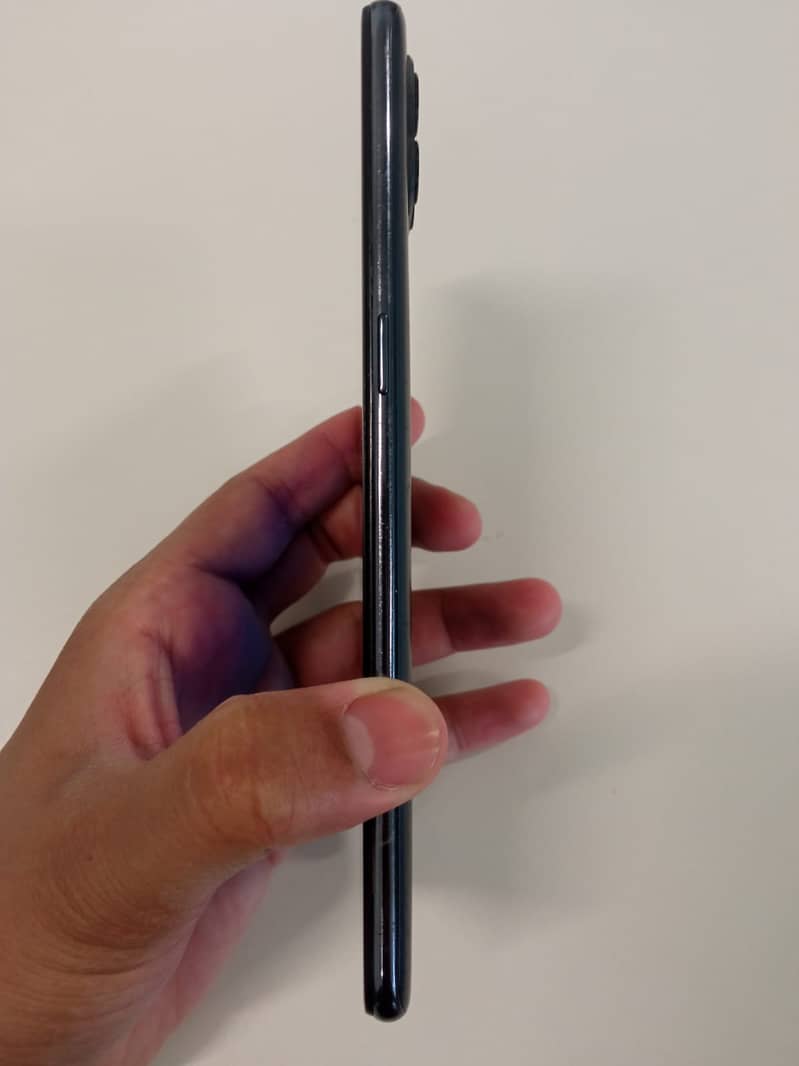 OPPO F17 Pro 3