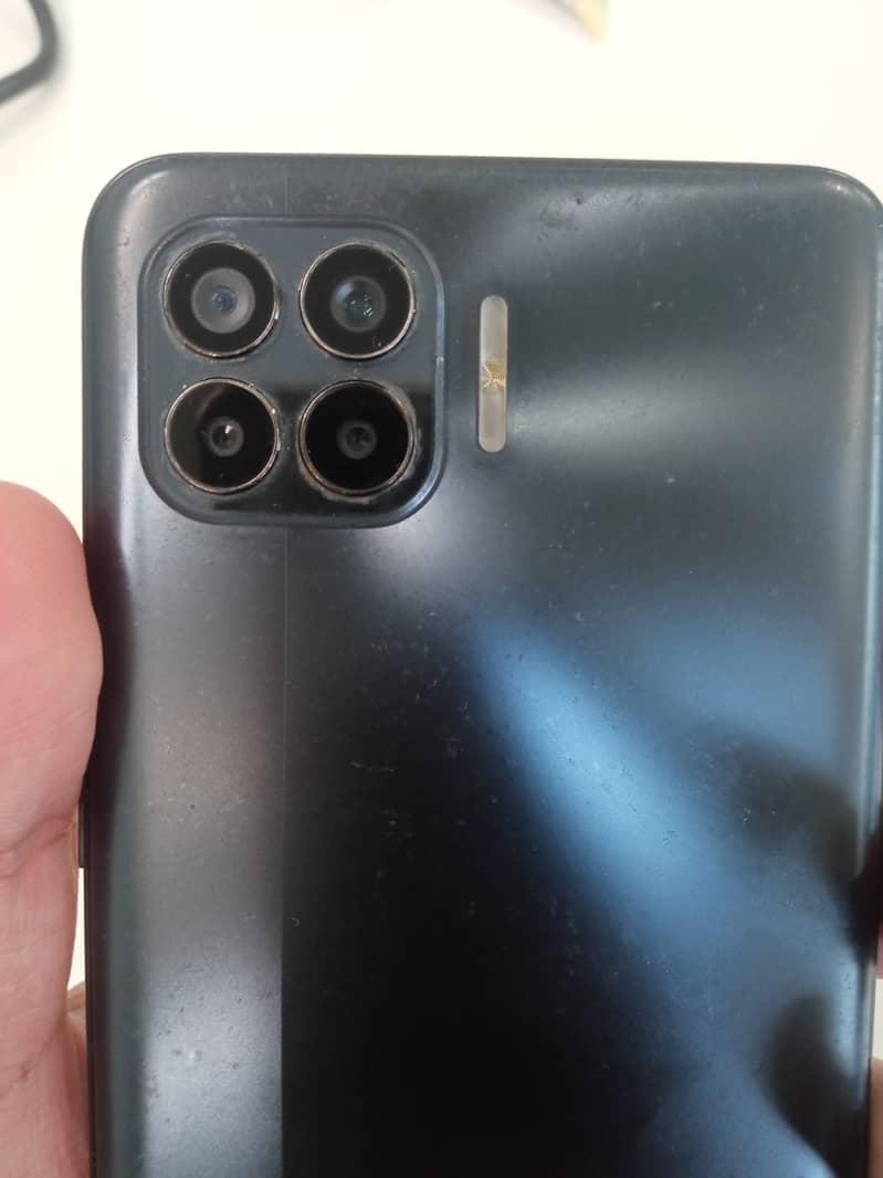 OPPO F17 Pro 5