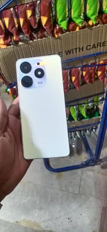 Tecno spark 10 pro 1