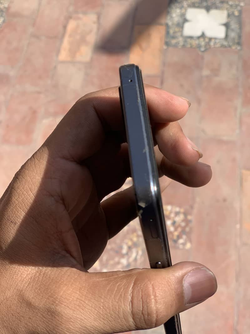 Nubia 8+12 / 256 53000 pta proved 0