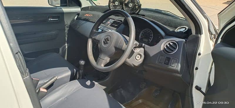 Suzuki Swift 2012 9