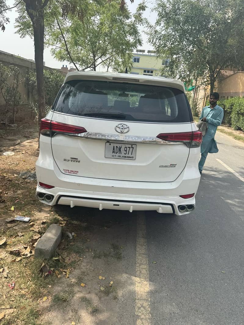 Toyota Fortuner 2.7 VVTi 2017 Model 8