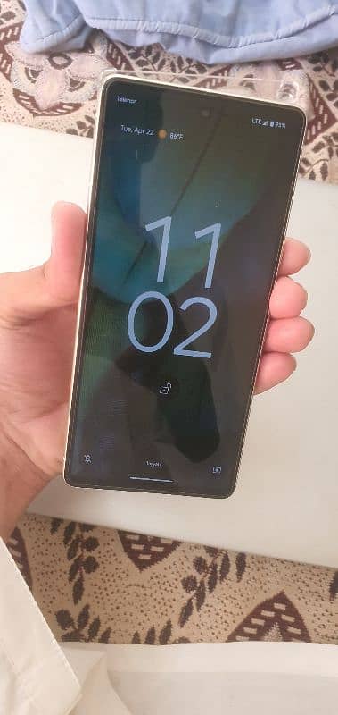 Google pixel 7 (price negotiable) 0