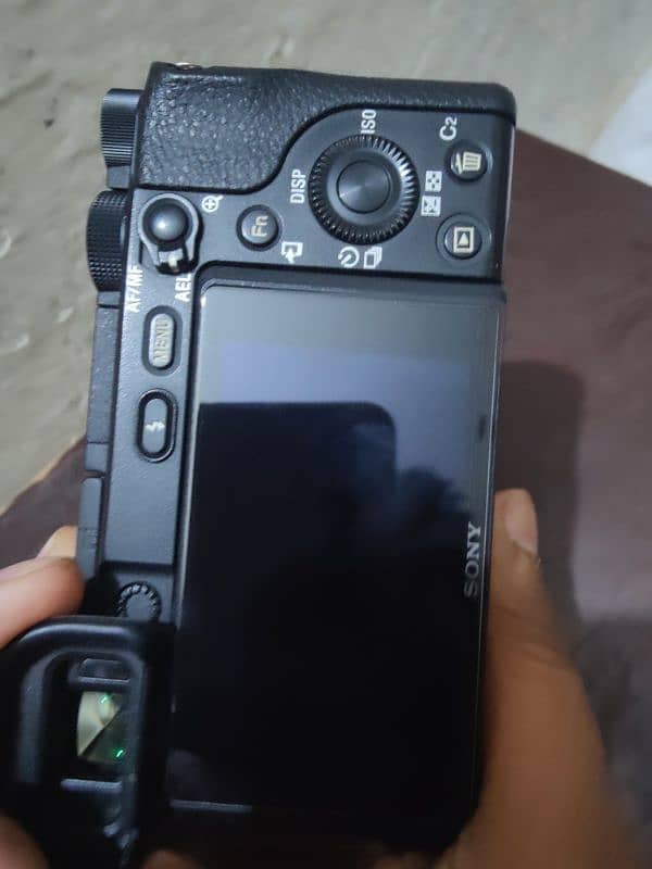 Sony mirrorless a6400 with lens 3