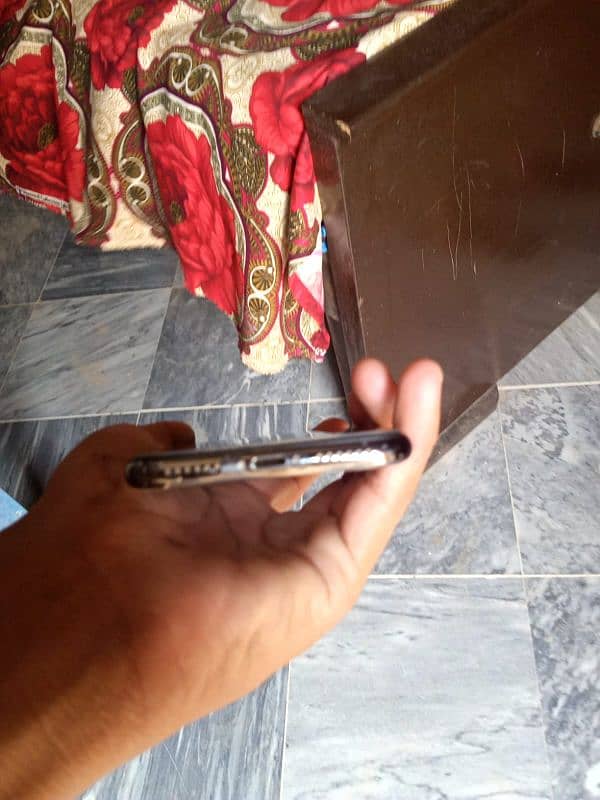 iPhone x 64 gb non pta 2