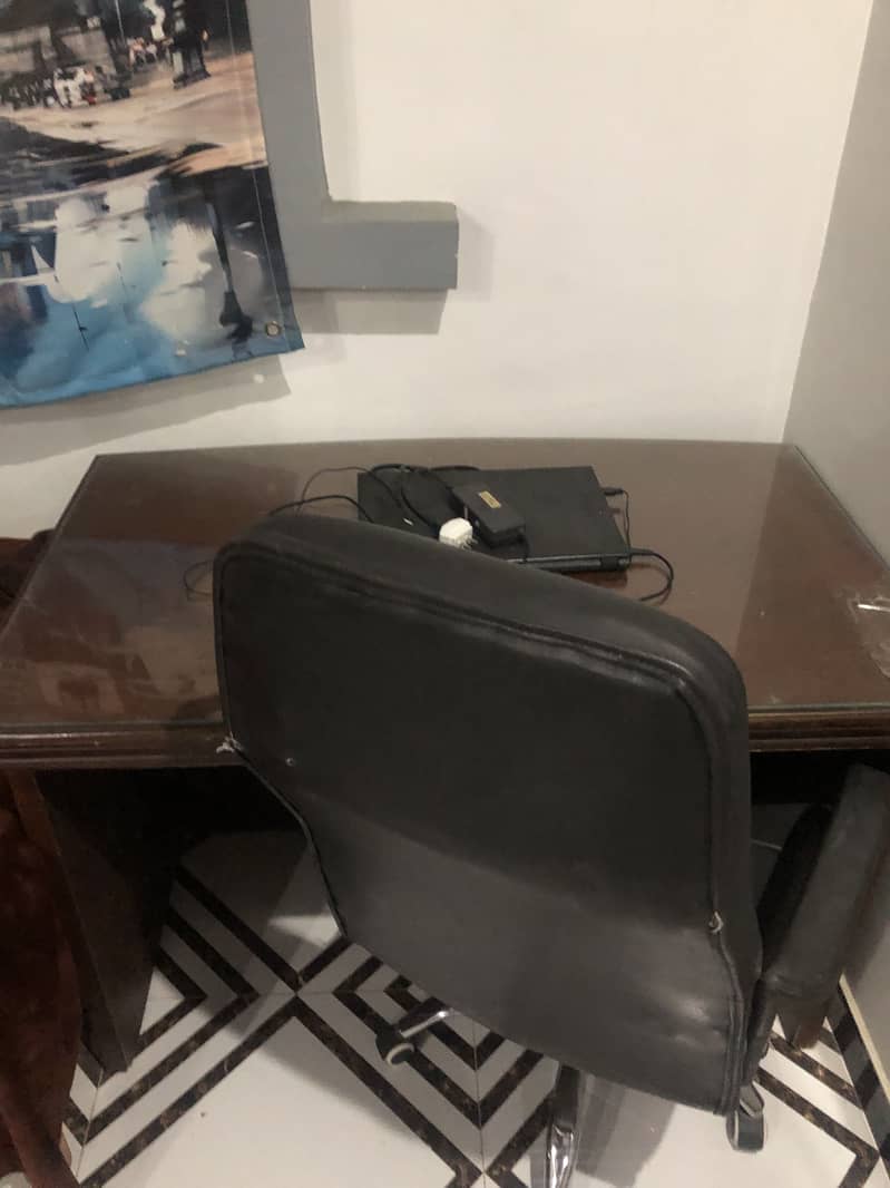 Office Table 5