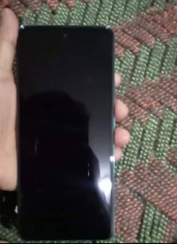 infinix hot 40 (16+256) 1