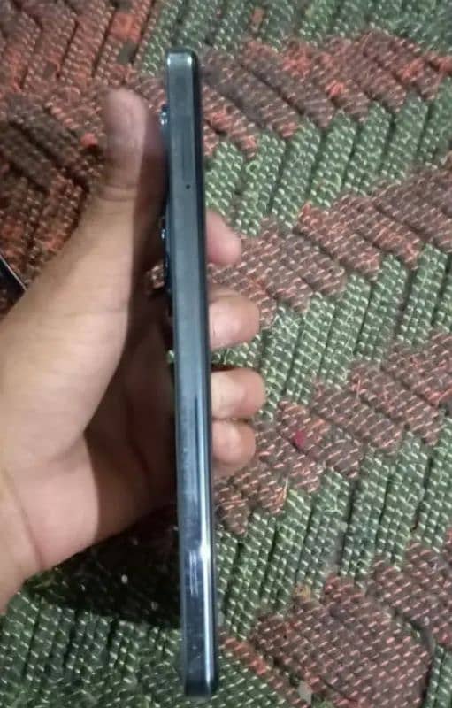 infinix hot 40 (16+256) 3