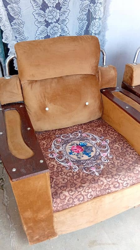 SOFA FOR SALE 1