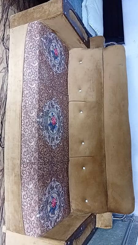SOFA FOR SALE 2