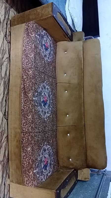 SOFA FOR SALE 3