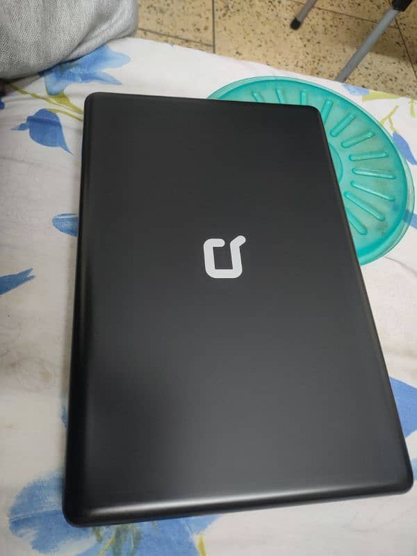 Compaq Core I-3 2nd gen 2