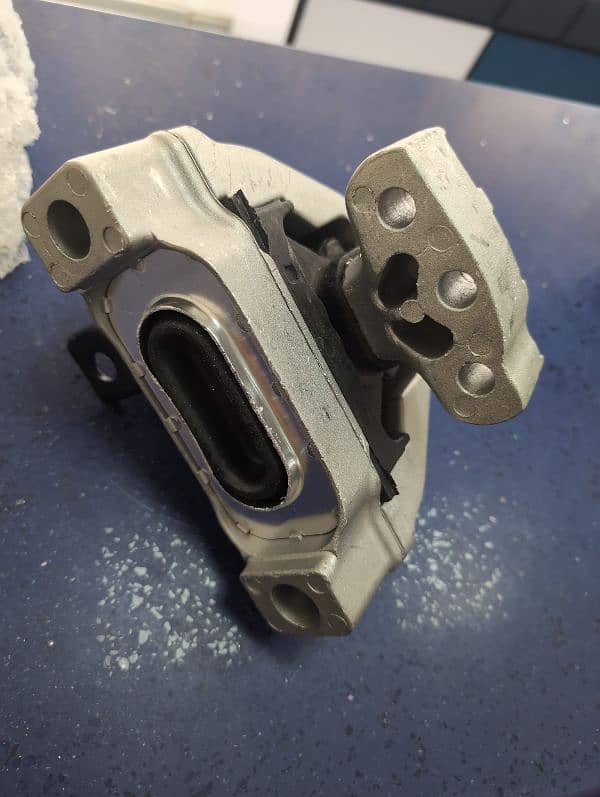 Engine Parts | Engine Mounting Glory 580 Pro 4