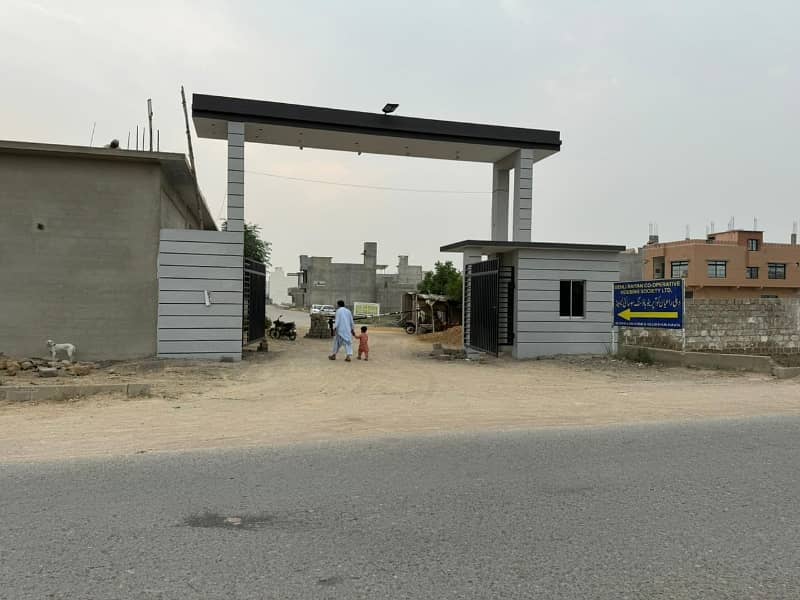 Prime Location 120 Square Yards Residential Plot For sale In Karachi 0