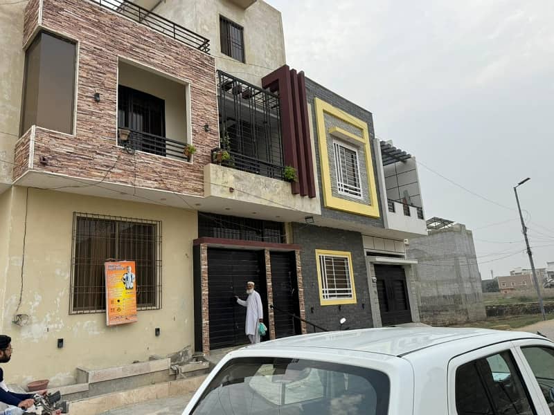 Prime Location 120 Square Yards Residential Plot For sale In Karachi 13