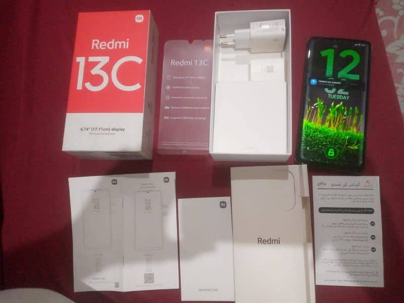 Redmi 13C 8/128 slightly used 2