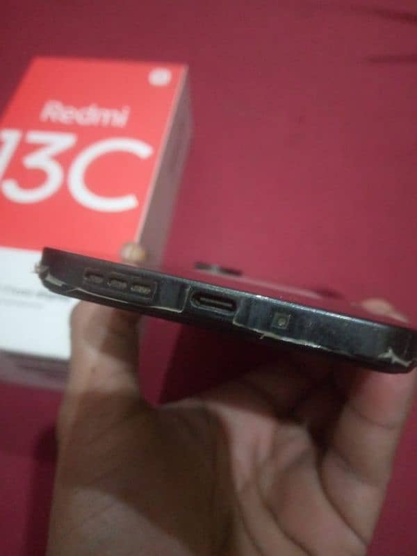 Redmi 13C 8/128 slightly used 3