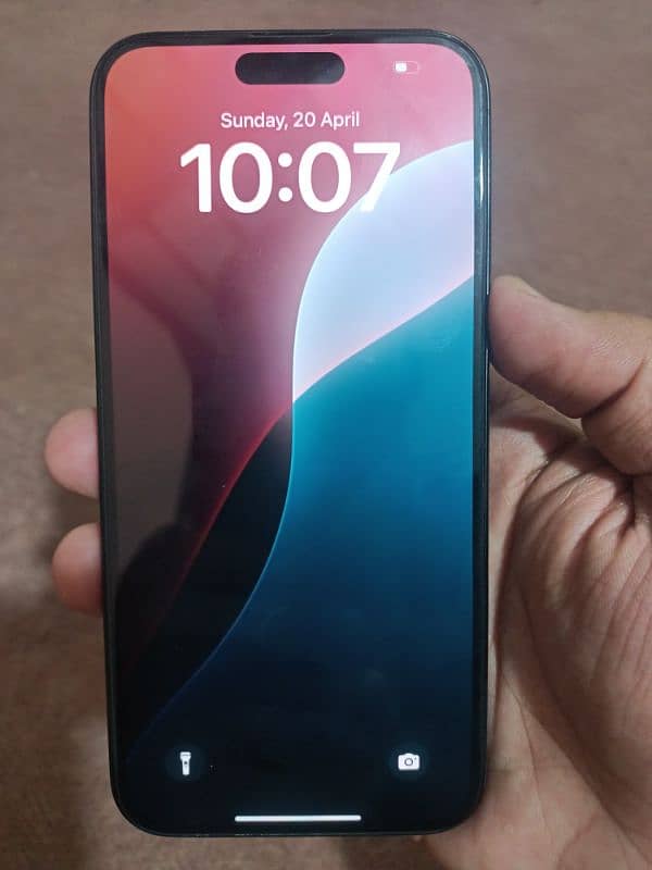 Must sell today Iphone 15 pro mix jv- Great price 4