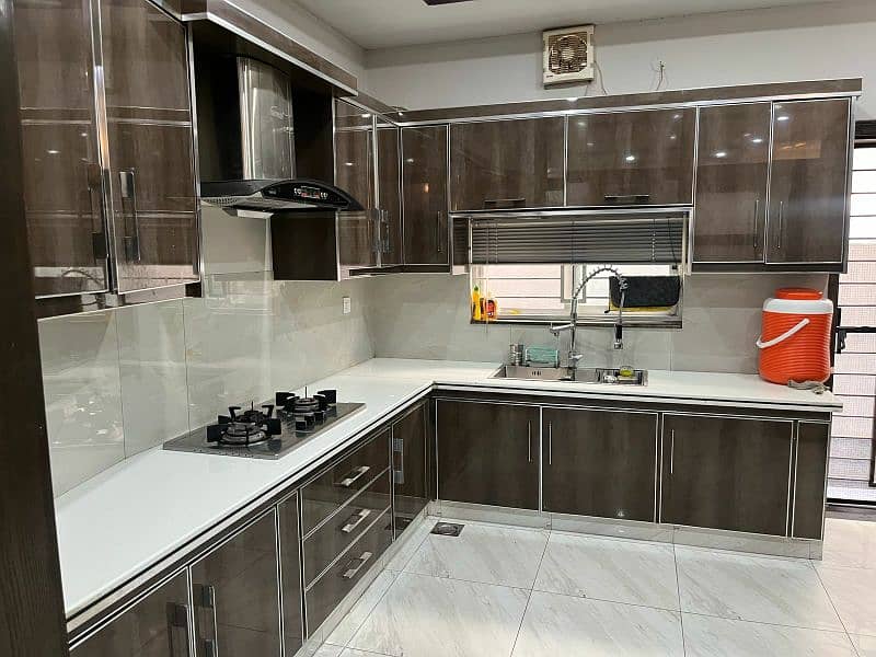 10 Marla with Excess Land Modren House For Sale on Prime Location 8