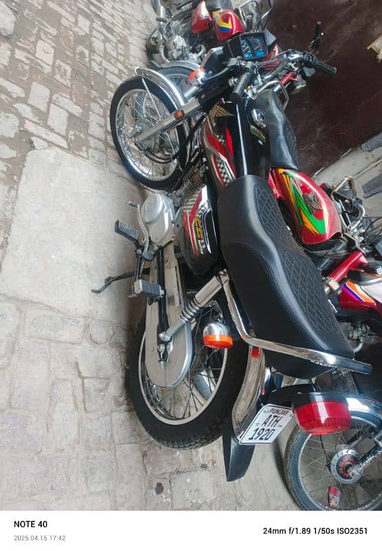 Honda  CG 125 | Model 2023 | Honda In Bikes | Total Geniune 3