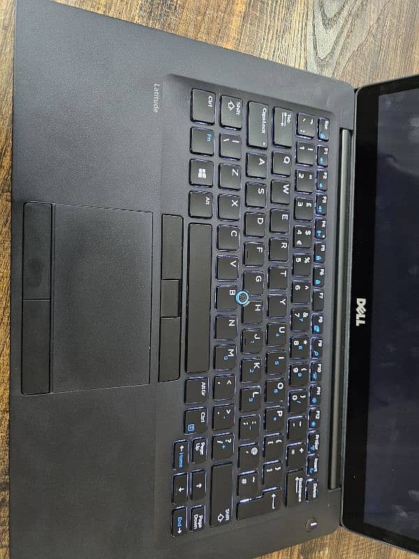 Dell Latitude 7480 i5 6th generation. 8GB Ram, 256. 3