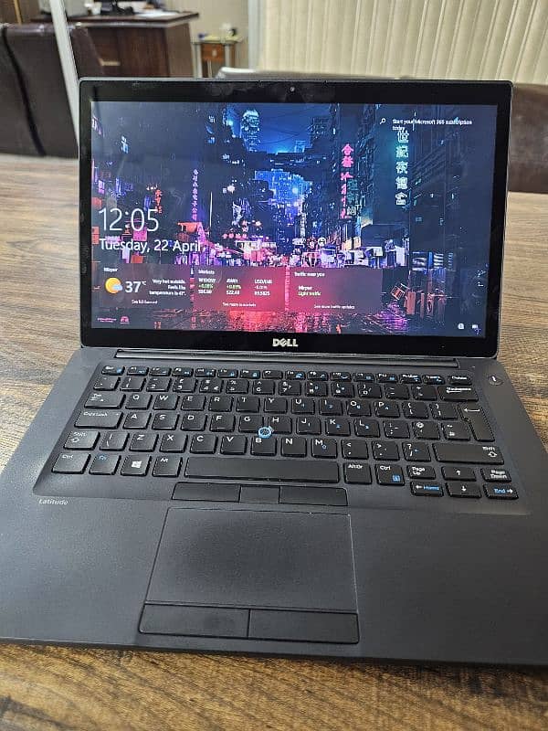Dell Latitude 7480 i5 6th generation. 8GB Ram, 256. 4