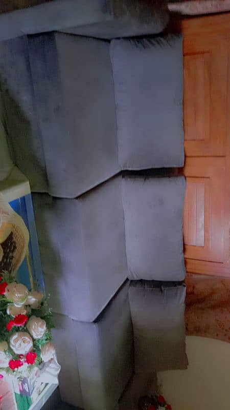 L shape sofa Almost new 1