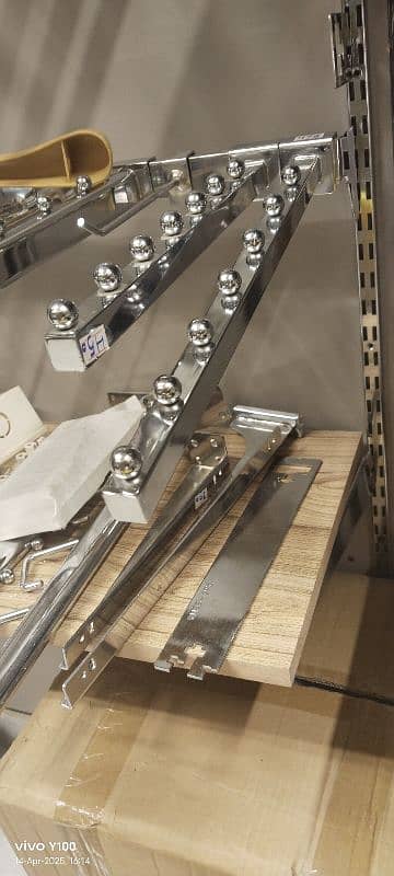 wall racks,center racks,cash counter,shopping trolley,baskits 9