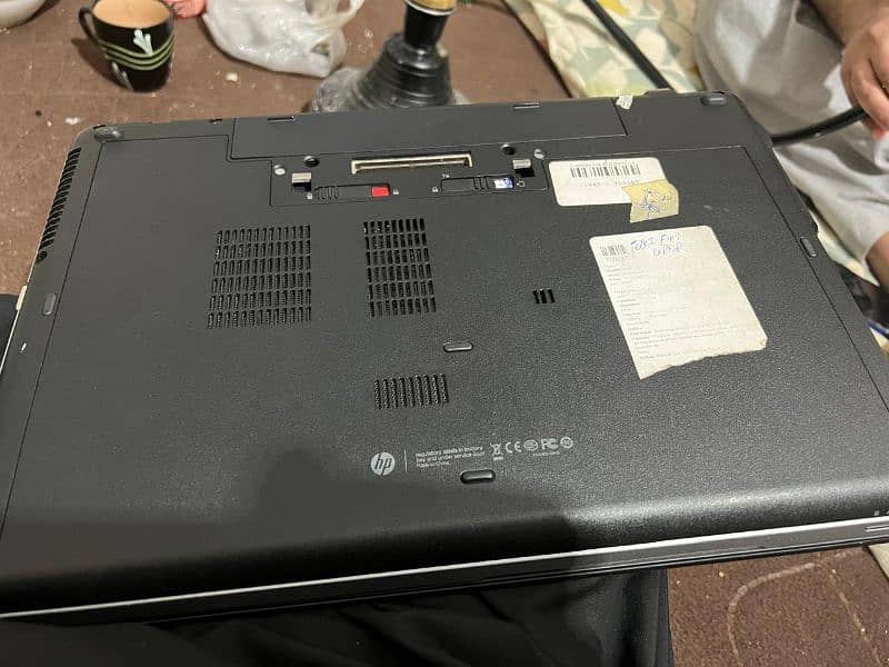 Hp laptop 4th generation core i5 1