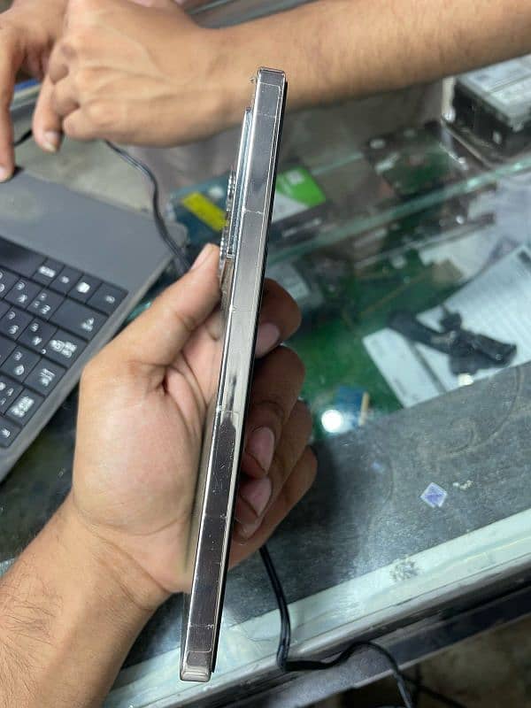 infinix note 40 4