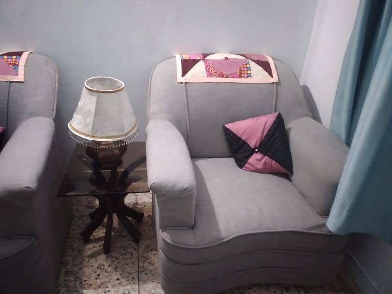 Sofa set 0