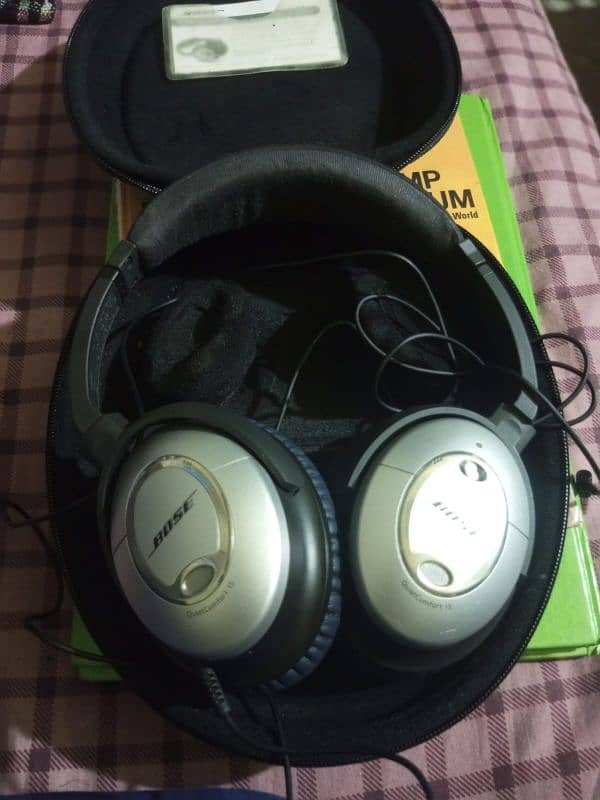 Bose Quiet Comfort QC15 Active Noise Cancelling headphones 5