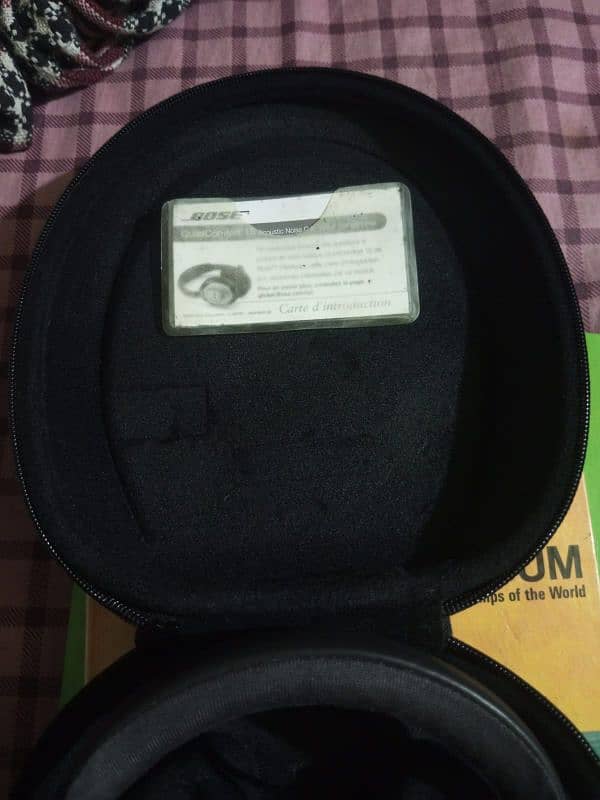 Bose Quiet Comfort QC15 Active Noise Cancelling headphones 6