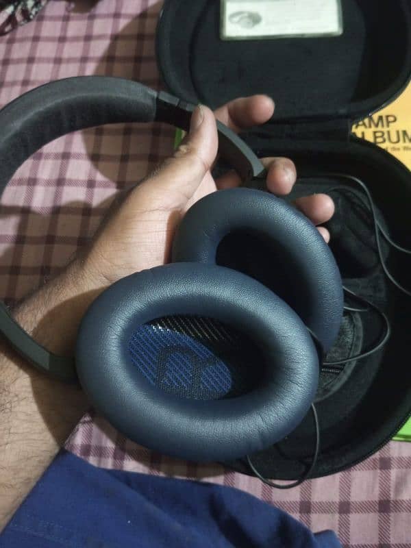 Bose Quiet Comfort QC15 Active Noise Cancelling headphones 8