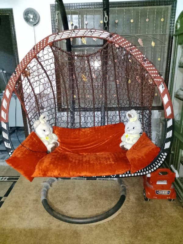 Like New Jhulaa Big size 3 person 1