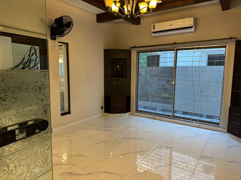 01 Kanal Modern Design House For Rent In DHA Phase 1 Lahore. Good Location 2