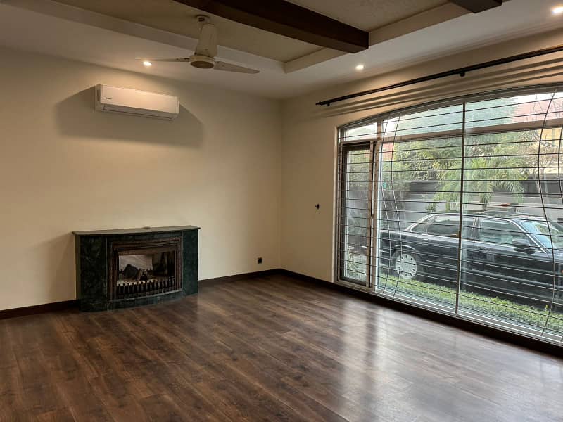 01 Kanal Modern Design House For Rent In DHA Phase 1 Lahore. Good Location 14